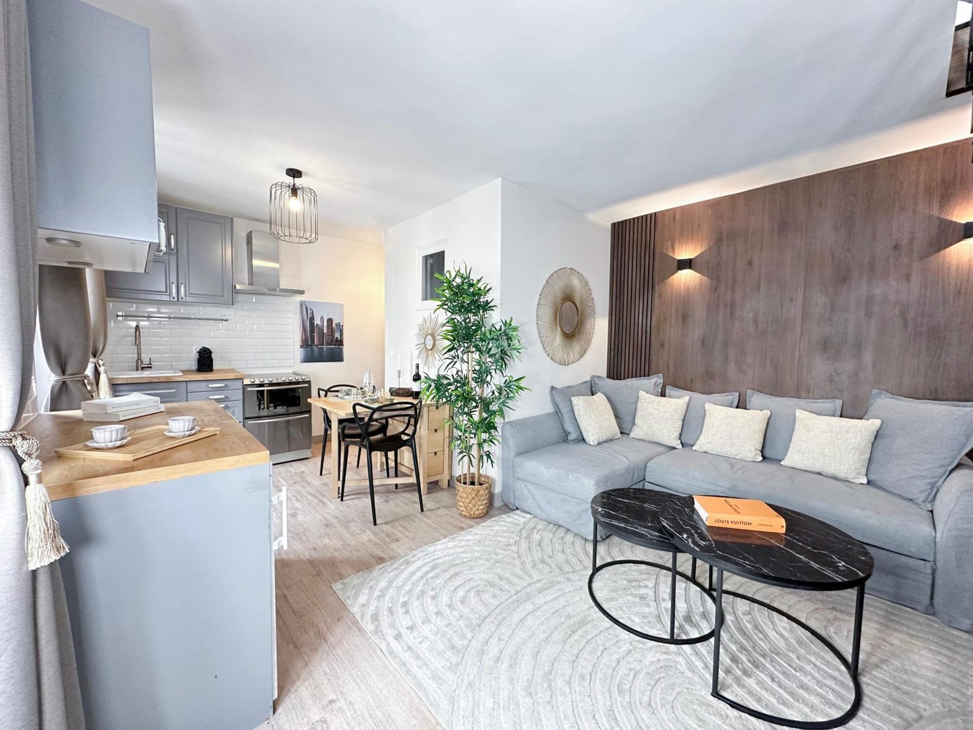 Appartamento Stylish & Chic Duplex Near Eiffel Tower Parigi Esterno foto