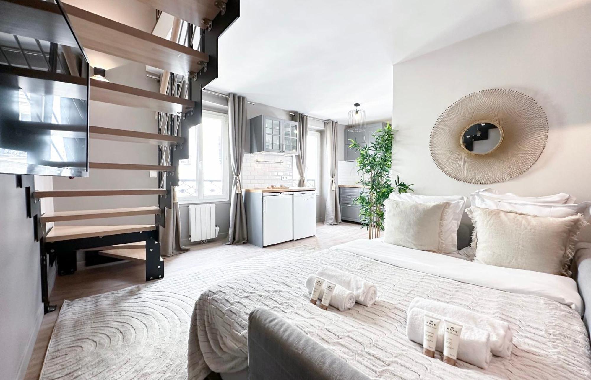 Appartamento Stylish & Chic Duplex Near Eiffel Tower Parigi Esterno foto