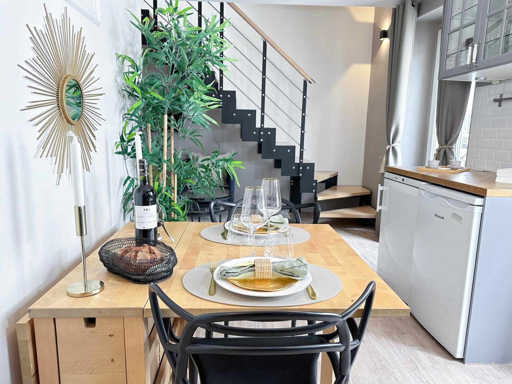 Appartamento Stylish & Chic Duplex Near Eiffel Tower Parigi Esterno foto
